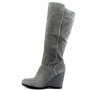 MOVING SALE!!! Nine West Vienneo Gray wedge boots
